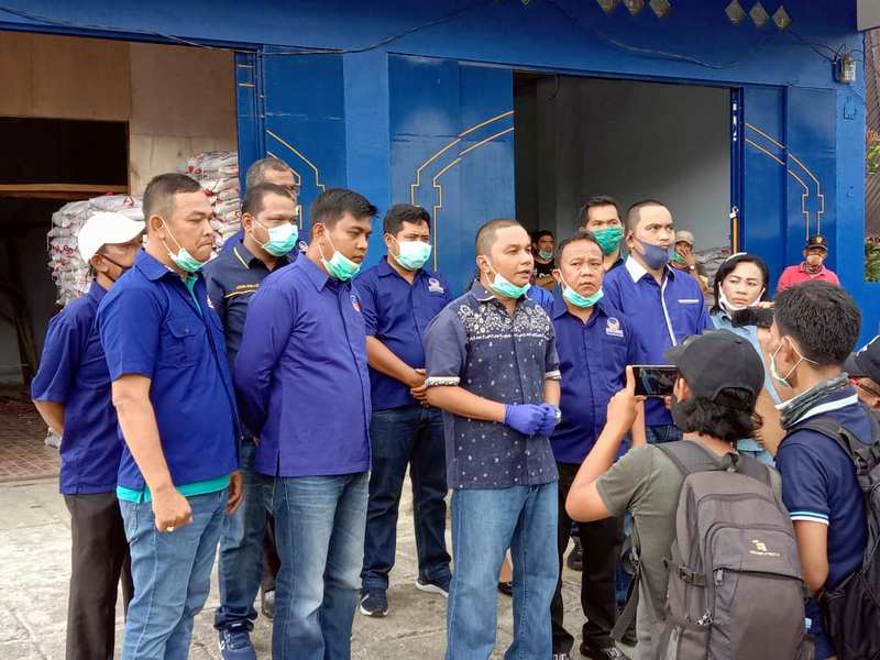 DPD Partai Nasdem Tapteng Siapkan 3000 Karung Beras Untuk Masyarakat
