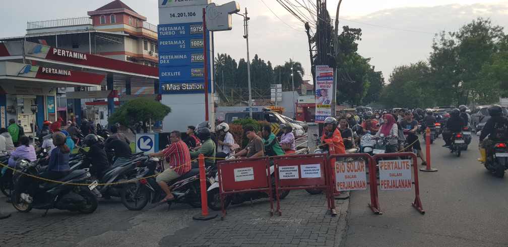 Krisis BBM di Medan Tak Kunjung Usai, Bara Pena Desak Evaluasi Pejabat Pertamina Sumut