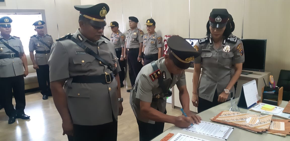 Kapolres Karo Pimpin Sertijab Pejabat Utama dan Tiga Kapolsek