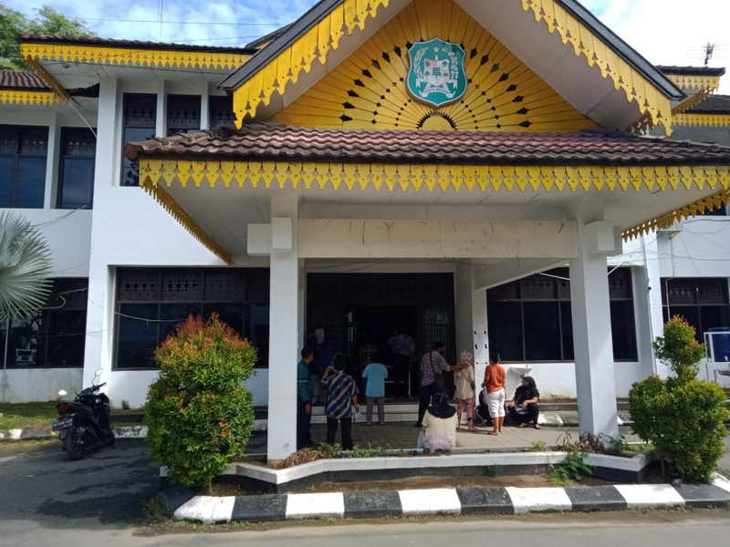 Sejumlah Warga Kecewa Tidak Dilayani Dengan Baik di Kantor Dinas Sosial Pemko Medan