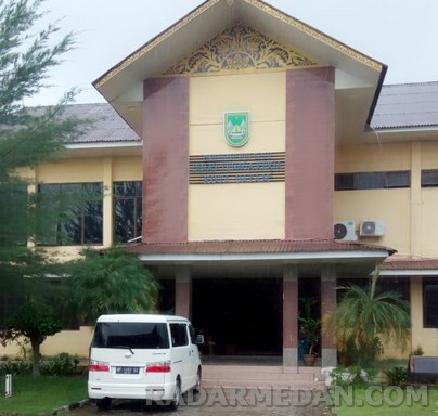 Pengurusan Kartu AK/I Batam Ramai Pencari Kerja Setiap Hari 