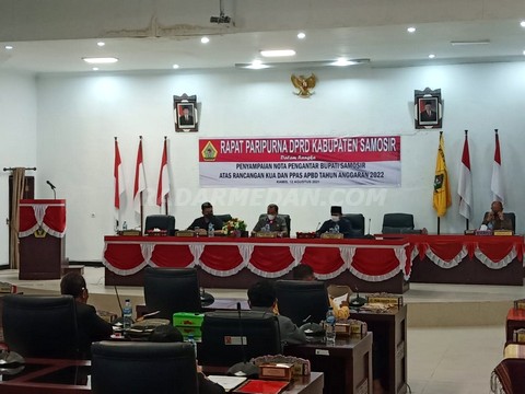 DPRD Samosir Gelar Paripurna Nota Pengantar Bupati Samosir RKUA dan PPAS APBD 2022
