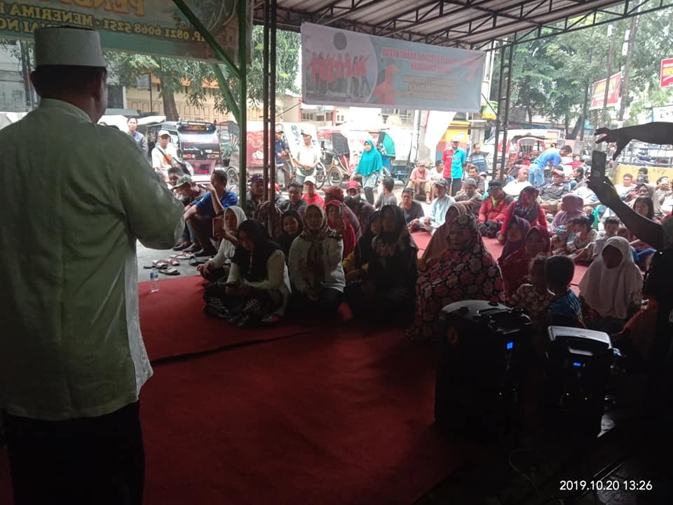 Srikandi BaraJP Syukuran Pelantikan Jokowi Amin Bersama Abang Beca dan Kaum Dhuafa