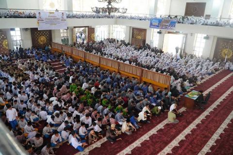  9.000 Pelajar Padang Panjang Ikuti Pesantren Ramadan 1447 H, Ikon Kota Padang Panjang Serambi Mekah