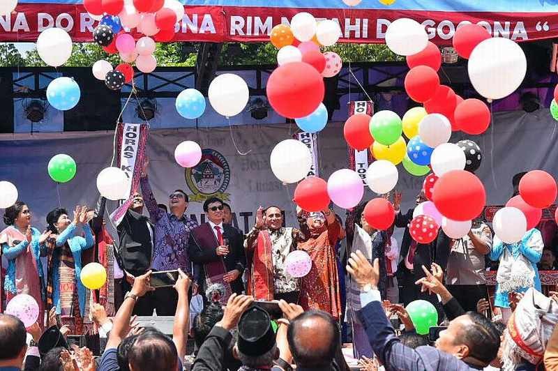 HUT ke-21 Kabupaten Toba, Gubernur : Jadikan Momentum Refleksi Perbaikan ke Depan