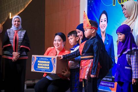 Airin Rico Waas Hadirkan Keceriaan dalam Program Makanan Tambahan untuk Anak PAUD