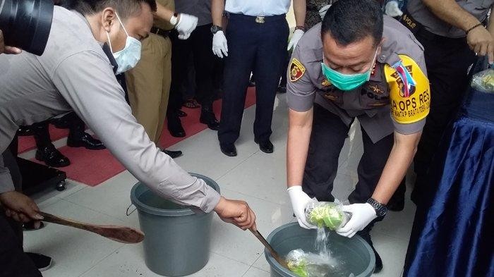 Polres Tanjungbalai Musnahkan Barangbukti Narkotika
