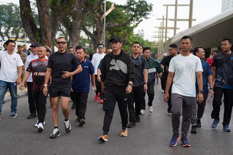 Rico Waas, Exco PSSI Arya Sinulingga, dan Dandim Membaur di CFD, Sapa Warga Medan