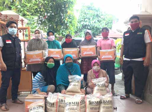 BMH Bersama Persaudaraan Arek-Arek Suroboyo Medan Bantu Ketahanan Pangan Warga