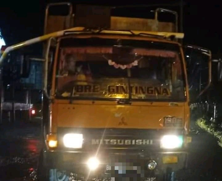 Portal Baru Dipasang Belum Sehari Sudah Rusak