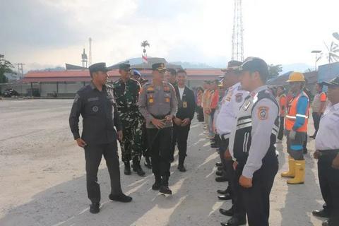 Bupati Taput Pimpin Apel Gelar Pasukan Menjelang Arus Mudik Lebaran