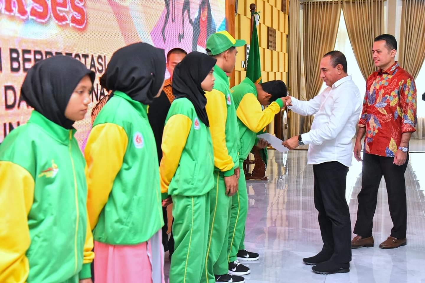 Gubsu Apresiasi Atlet Berprestasi, Bantu Hingga 1,2 M