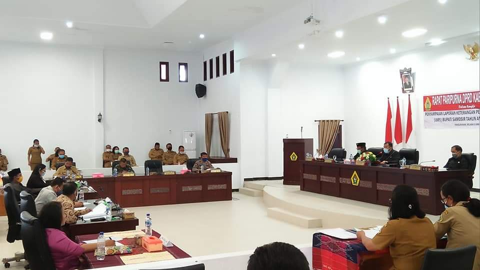 Rapat Paripurna Bahas LKPJ Bupati Samosir Tahun 2019