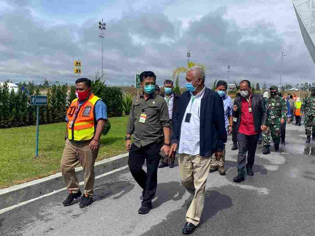 Bupati Toba Bahas Kepentingan Pembangunan Pertanian Toba dengan Menteri Pertanian