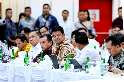 Foto_Gubernur_Sumut_Ikuti_Rapat_Koordinasi_Forkopimda_se-Sumatera_(1).jpg