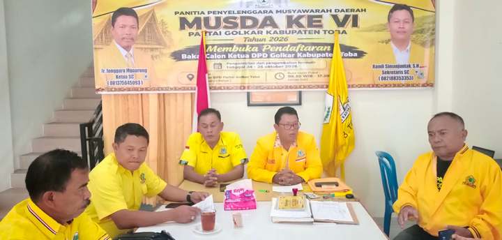 Golkar_toba.jpg