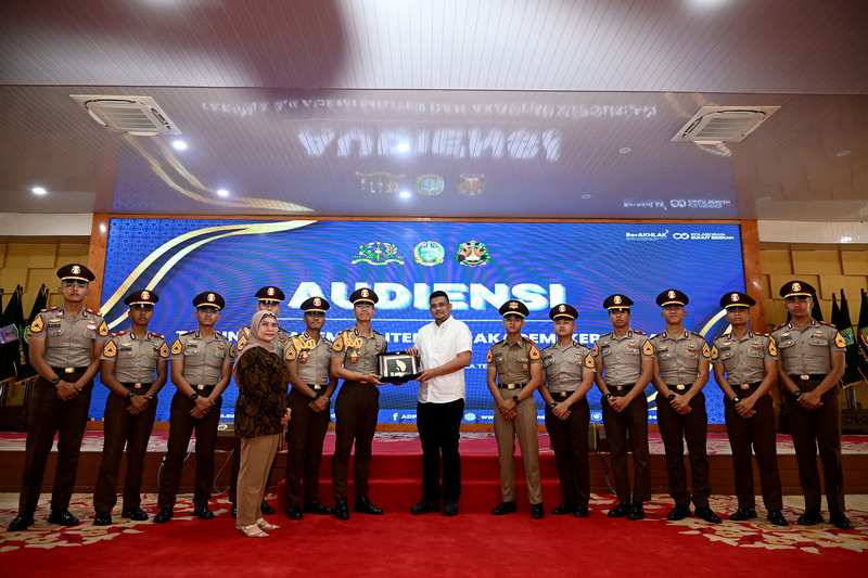 Bobby Nasution Tekankan Kekompakan kepada Taruna Akpol dan Akmil