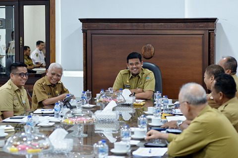Terima Kunjungan Bupati Asahan, Bobby Nasution Pastikan Percepatan Pembangunan Infrastruktur