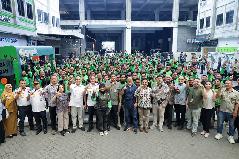 Gubsu_tinjau_Cek_Kesehatan_Gratis_GoJek_5_jpg.jpg