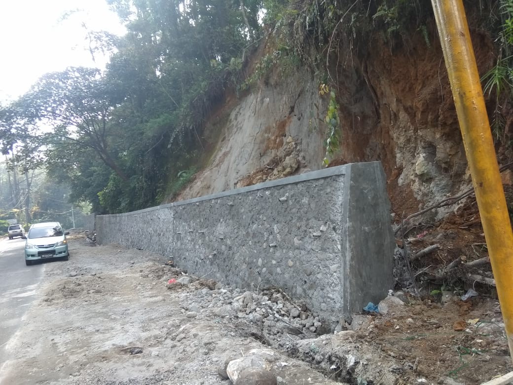 Pejabat Pembuat Komitmen : Pekerjaan Tidak Tepat Waktu, Kena Denda