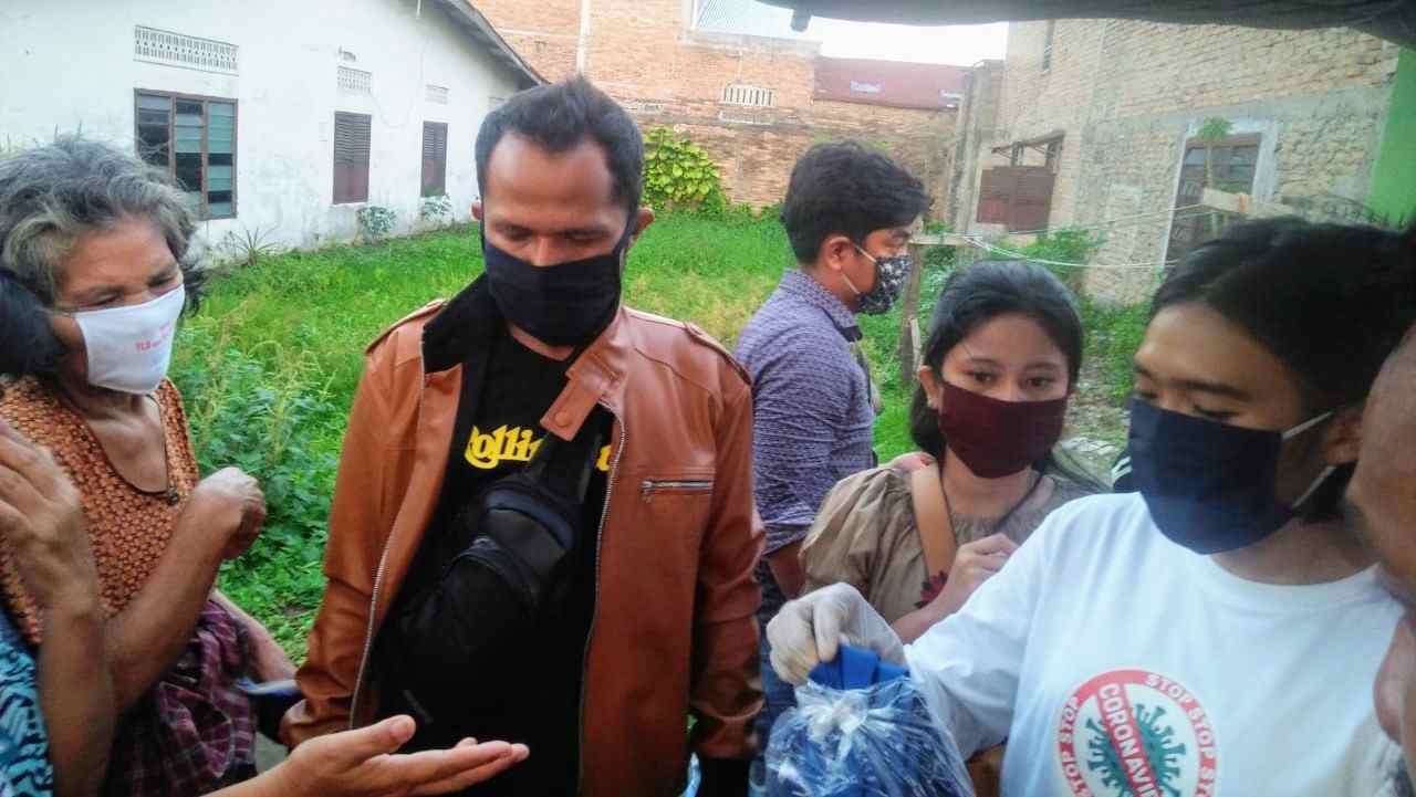 Komunitas GM MARSIA Bagikan Sembako kepada Warga Terdampak Covid-19 