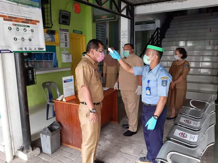 Ditengah Pandemi Virus Covid-19, Walikota Sibolga Sempatkan Sidak Kantor Layanan Publik 