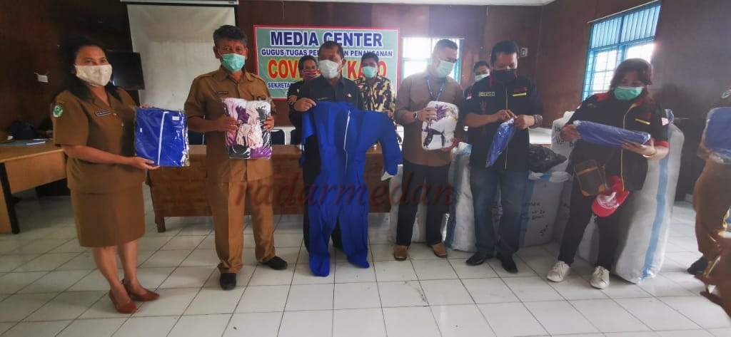 Pemerintah Kabupaten  Karo terima APD dari Ria Busana, Difasilitasi DPD Pemuda Merga Silima