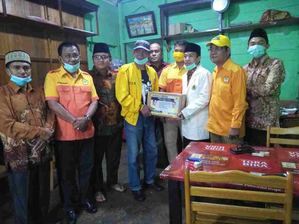 Kasgoro 1957 Serahkan Sembako Wagubsu kepada Majelis Dakwah Indonesia di Karo