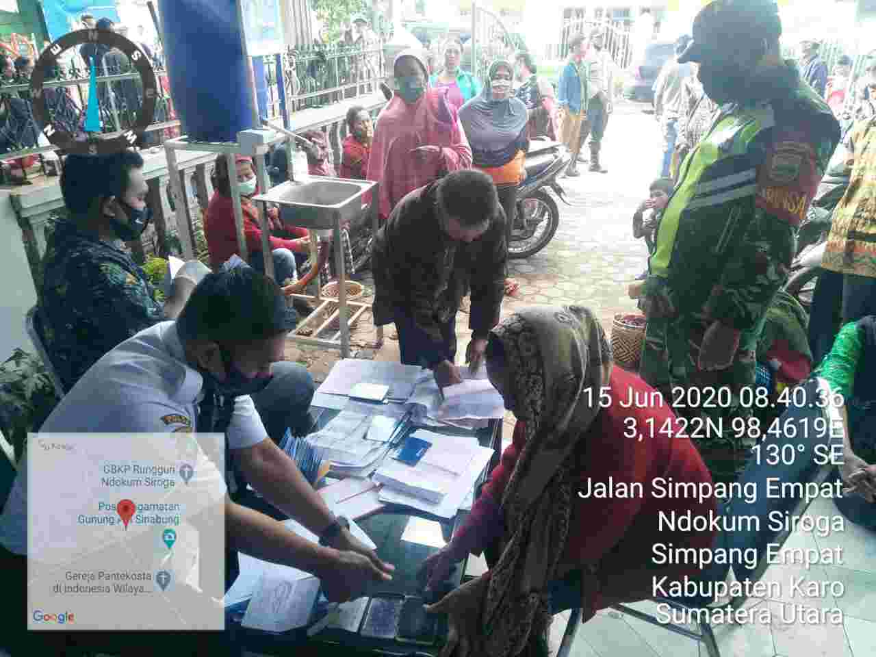 Babinsa Jajaran Kodim 0205/TK  Kawal dan Dampingi Proses Penyaluran BLT dan BST