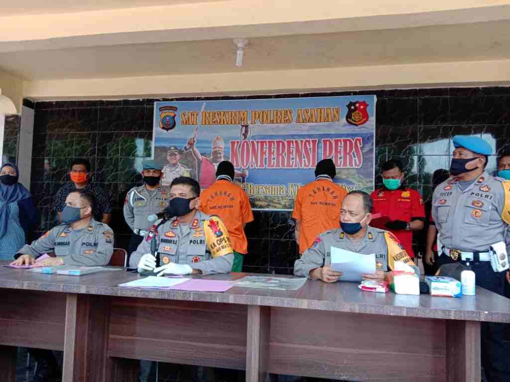 Tolak Hubungan Intim, Suami Kampak Istri Hingga Tewas