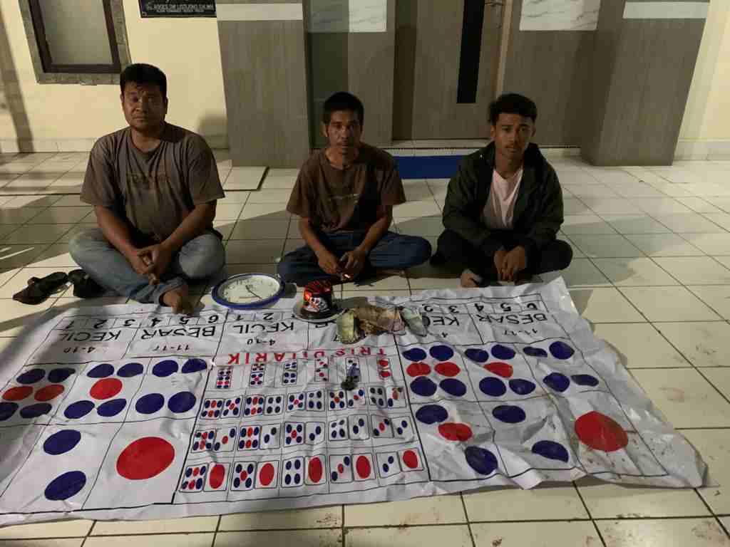 Polres Tanah Karo Gulung Bandar Dadu Kopiok