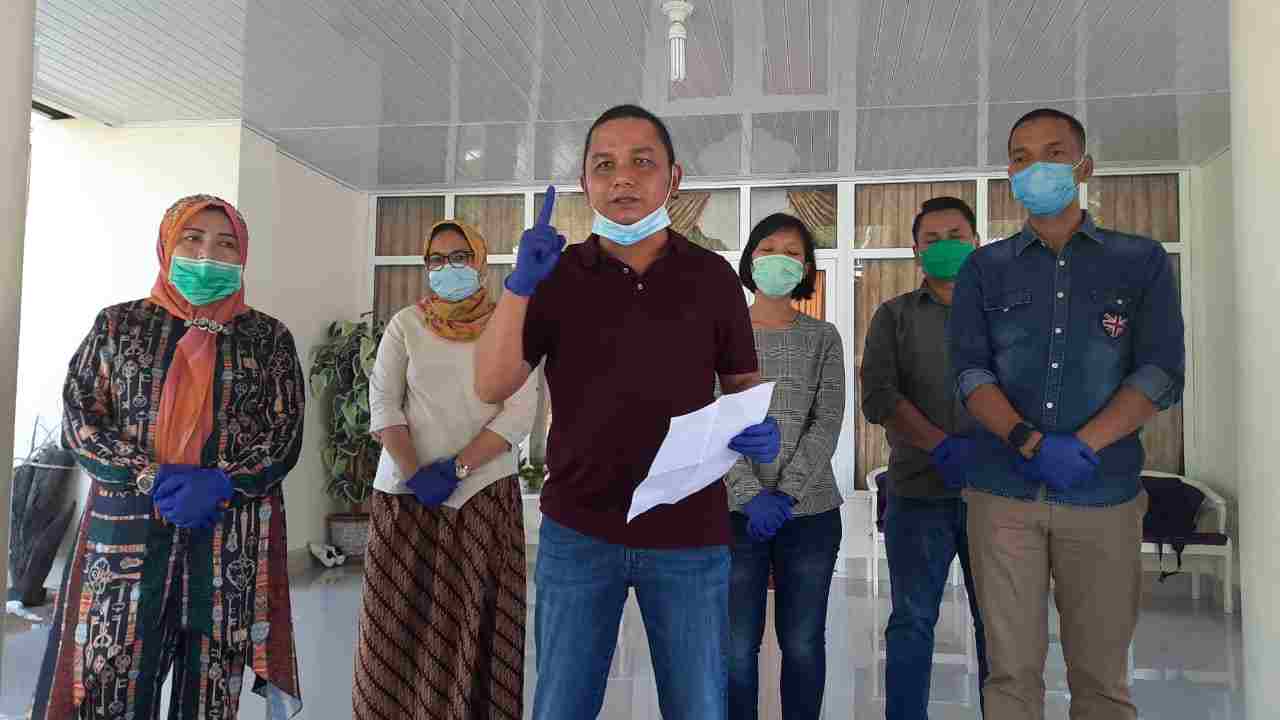 Bupati Tapteng Pastikan Oknum ASN Terlibat Pemalsuan Surat Rapid Test Dipecat
