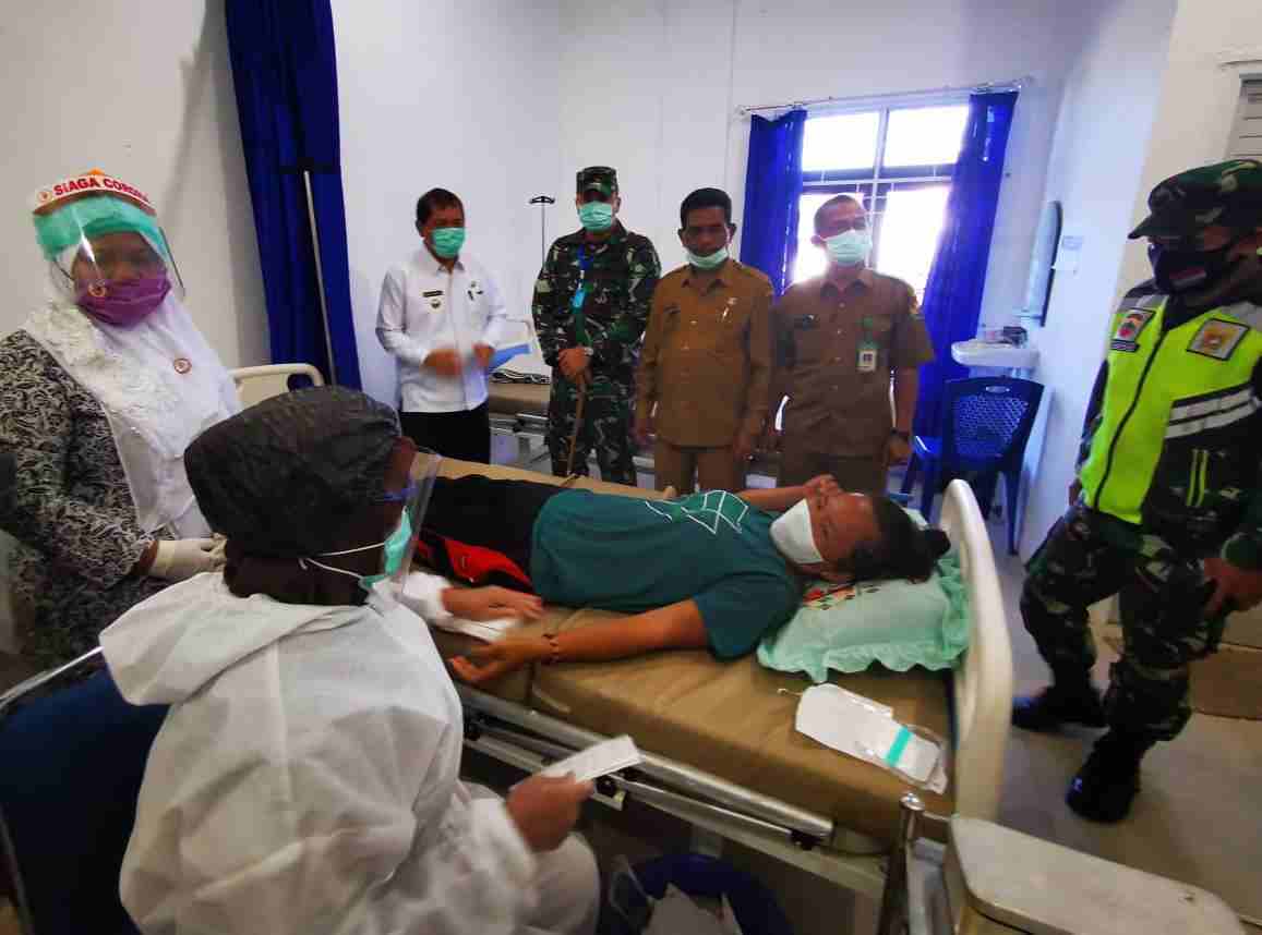 Peringati Hari Keluarga Nasional, Kodim 0205/TK Lakukan Bansos Program KB Kes Pelayanan KB Serentak