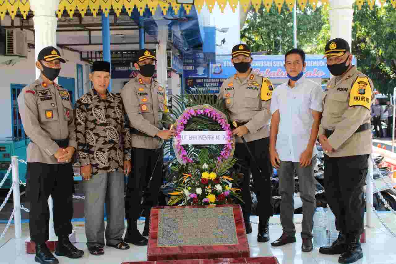 Kapolres Tapanuli Tengah dan Kapolres Sibolga  Ziarah ke Pembuka Kampung dan Makam Pahlawan