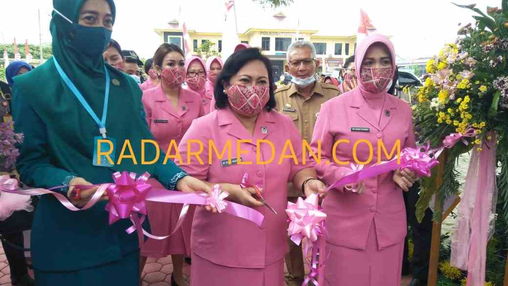 Ketua Bhayangkari Polda Sumut Resmikan Posyandu dan Taman Bacaan