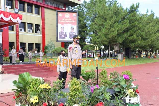 Kapolda Pimpin Upacara Kenaikan Pangkat 1234 Personil Poldasu