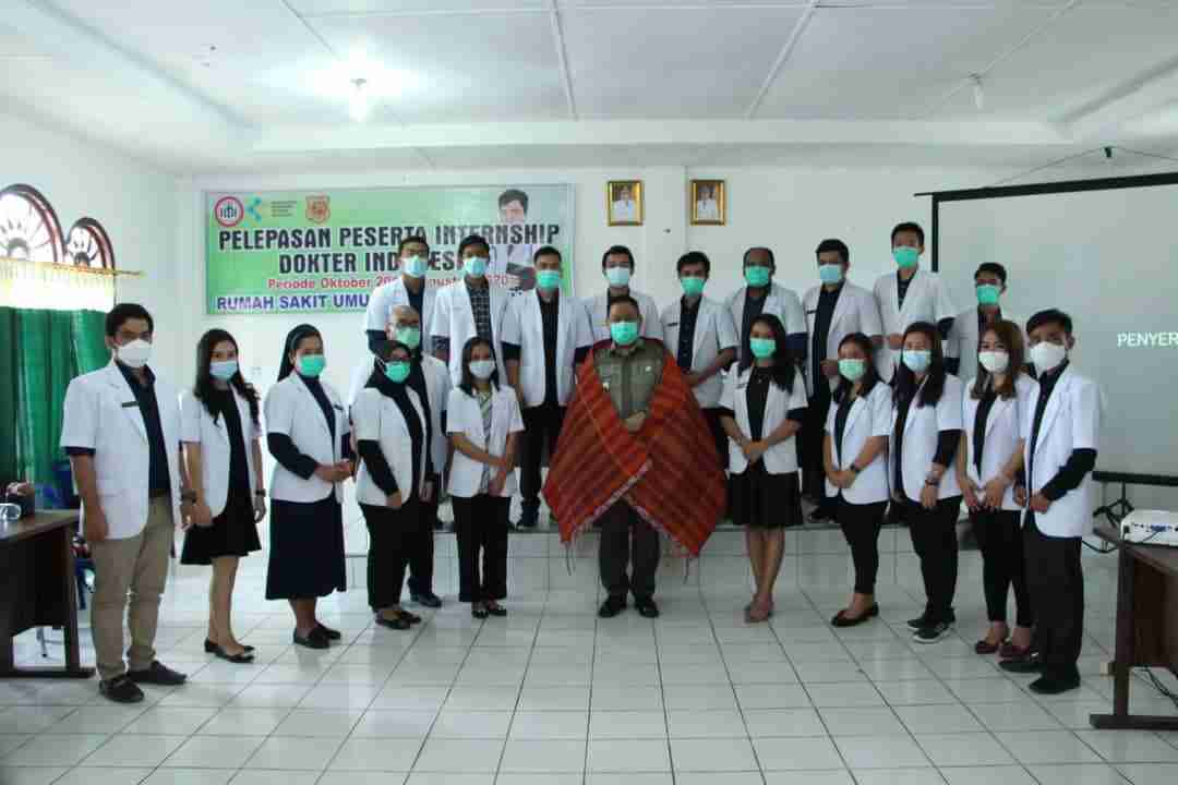 Bupati Dairi Lepas 20 Dokter Program Internsip