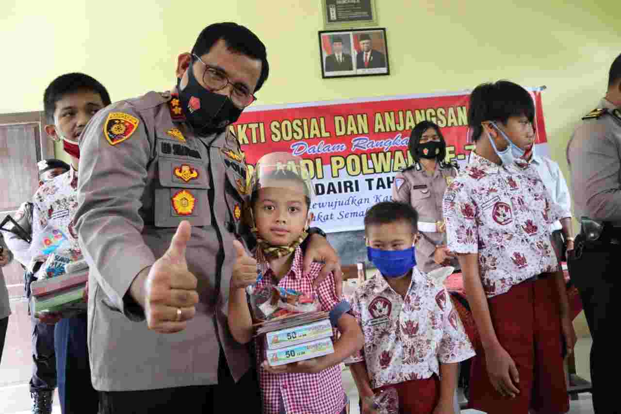 Hari Jadi Polwan ke-72, Kapolres Dairi Sambangi SLB dan Panti Asuhan