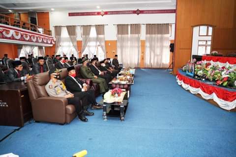 PJ Bupati Pakpak Bharat Dengarkan Pidato Kenegaraan Presiden RI di DPRD