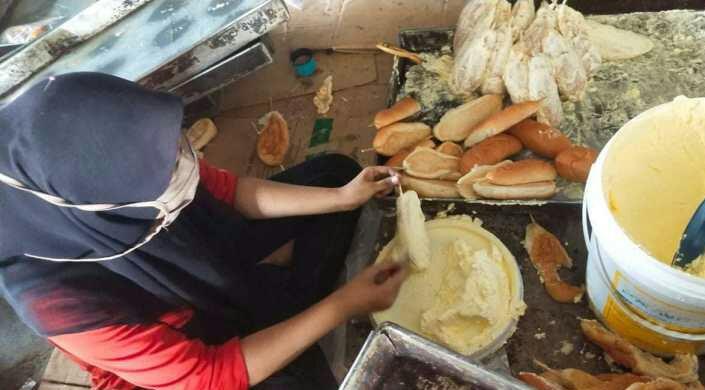 Diduga Tidak Penuhi Standar Kesehatan dan Pangan Pabrik Roti Digrebek Polisi