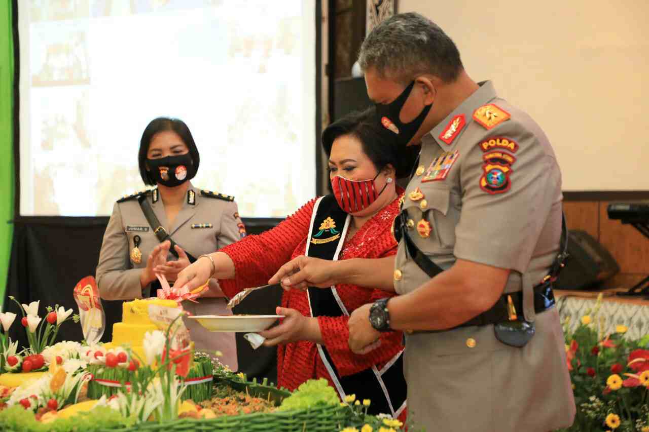 Peringati Hari Jadi Polwan ke-72, Kapolda Sumut : Semoga Semakin Hebat