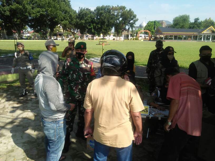 Upaya Minimalisir Penularan Covid-19, Gustu Gabungan Razia Masker di Binjai