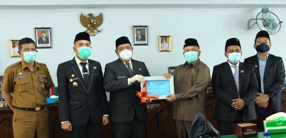 Bupati Dairi Sampaikan Nota Pengantar Keuangan Tentang Perubahan APBD Tahun Anggaran 2020