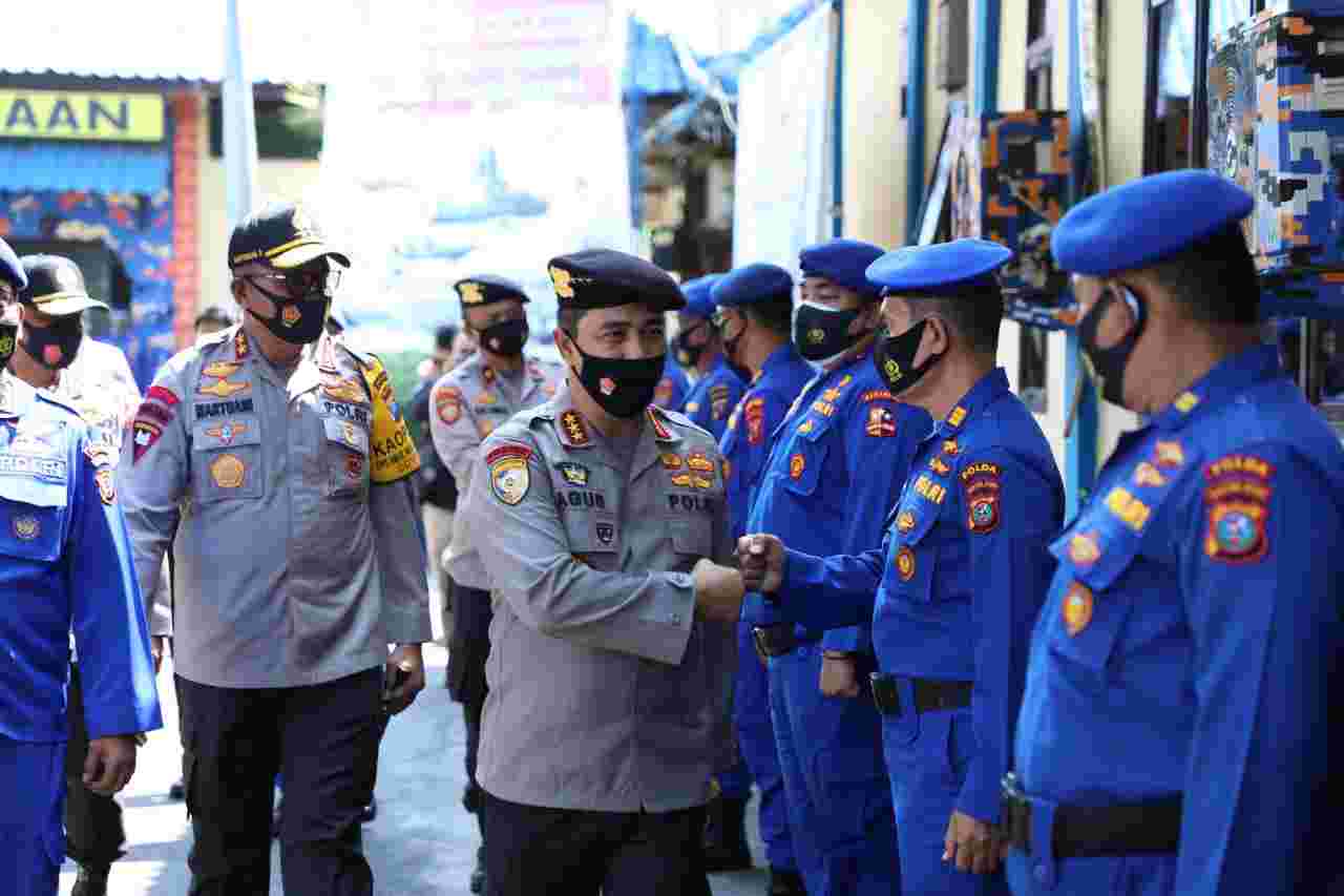Kabaharkam Kunjungan Kerja Ke Polarirud Belawan, Resmikan Poliklinik Kapal Terapung