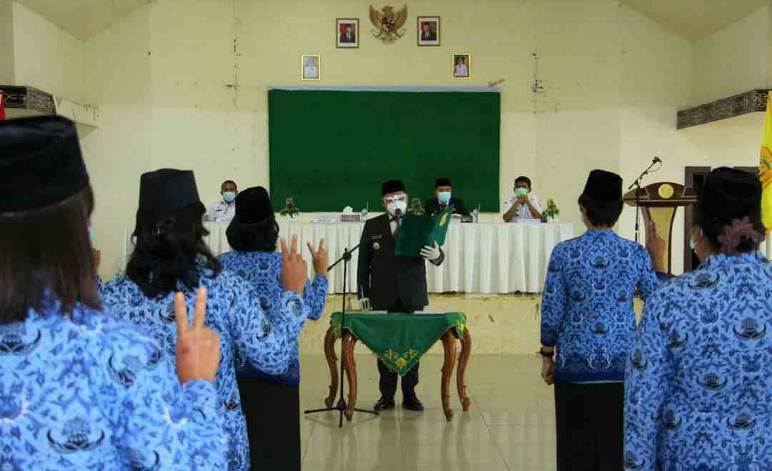 27 Bidan PTT Formasi Tahun 2019 Dilantik Bupati Dairi Menjadi PNS 