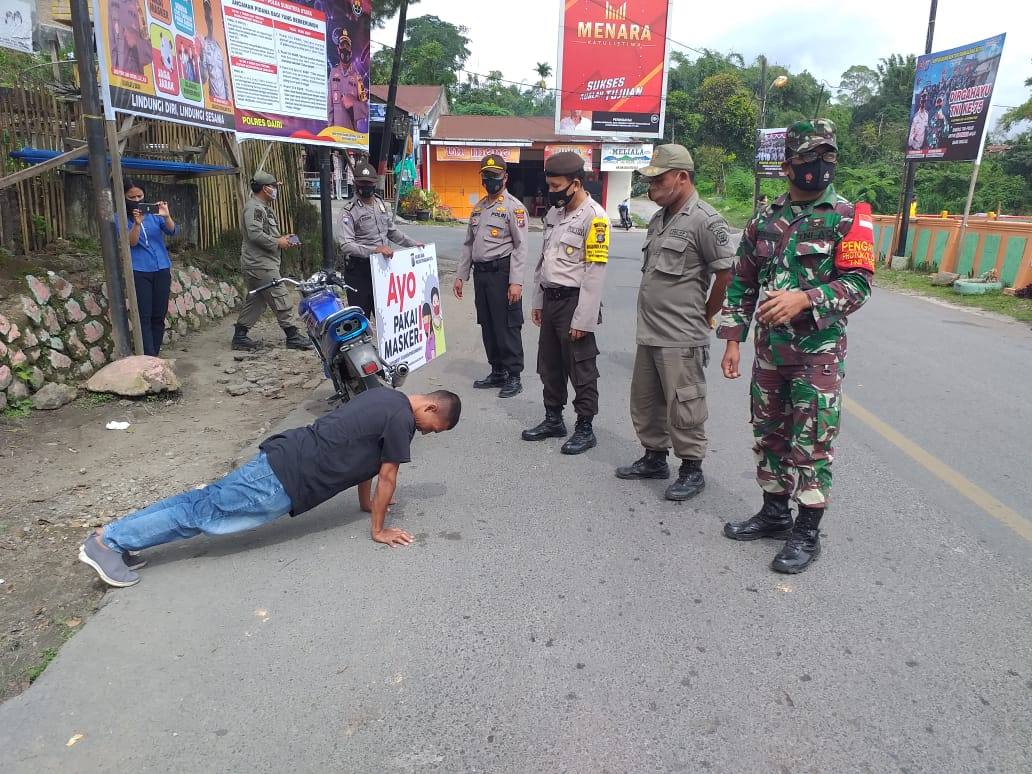 Kapolsek Sidikalang Kota Gencar Lakukan Pendisiplinan Prokes Dalam Rangka Operasi Yustisi