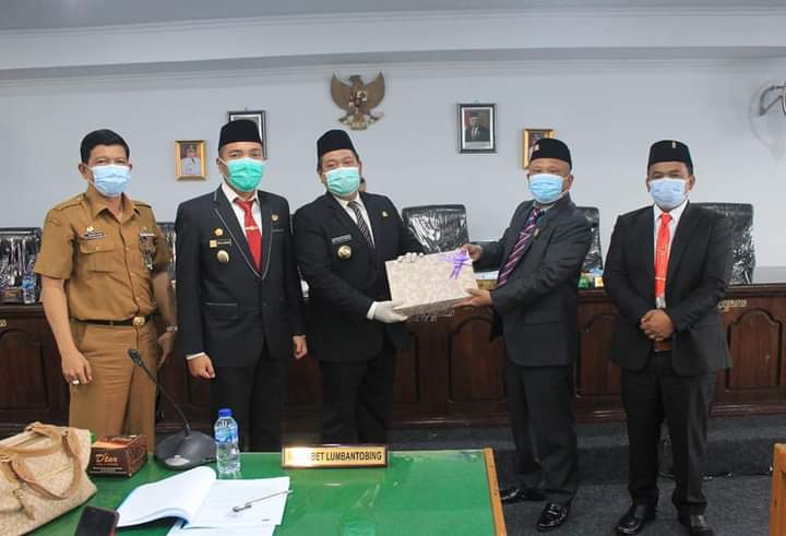 Bupati Dairi Sampaikan Rancangan KUA Dan PPAS Tahun Anggaran 2021