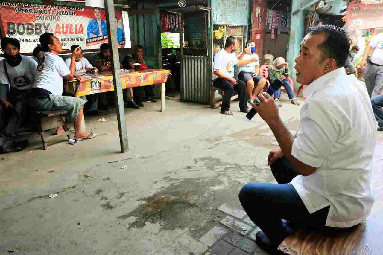 Sopir Angkot di Marelan Antusias Bertemu Aulia Rachman