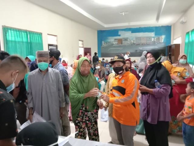 Baznas Asahan Berikan Bantuan Kepada Warga Kurang Mampu di Kecamatan Kisaran Barat