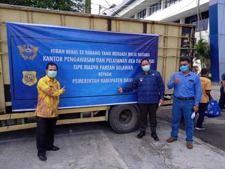 Pemkab Dairi Terima Beras Hibah sebanyak 2 Ribu Bags dari KPPBC TMP Belawan